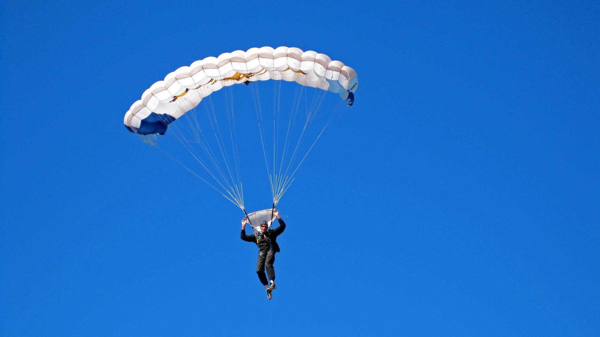 “阿根廷美洲狮队的未来充满希望:强大阵容迎接挑战”